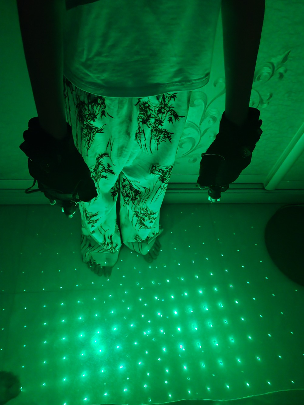 Grüne Laserhandschuhe Laser Fl – Led Gloves Music Bewertung und Preis
